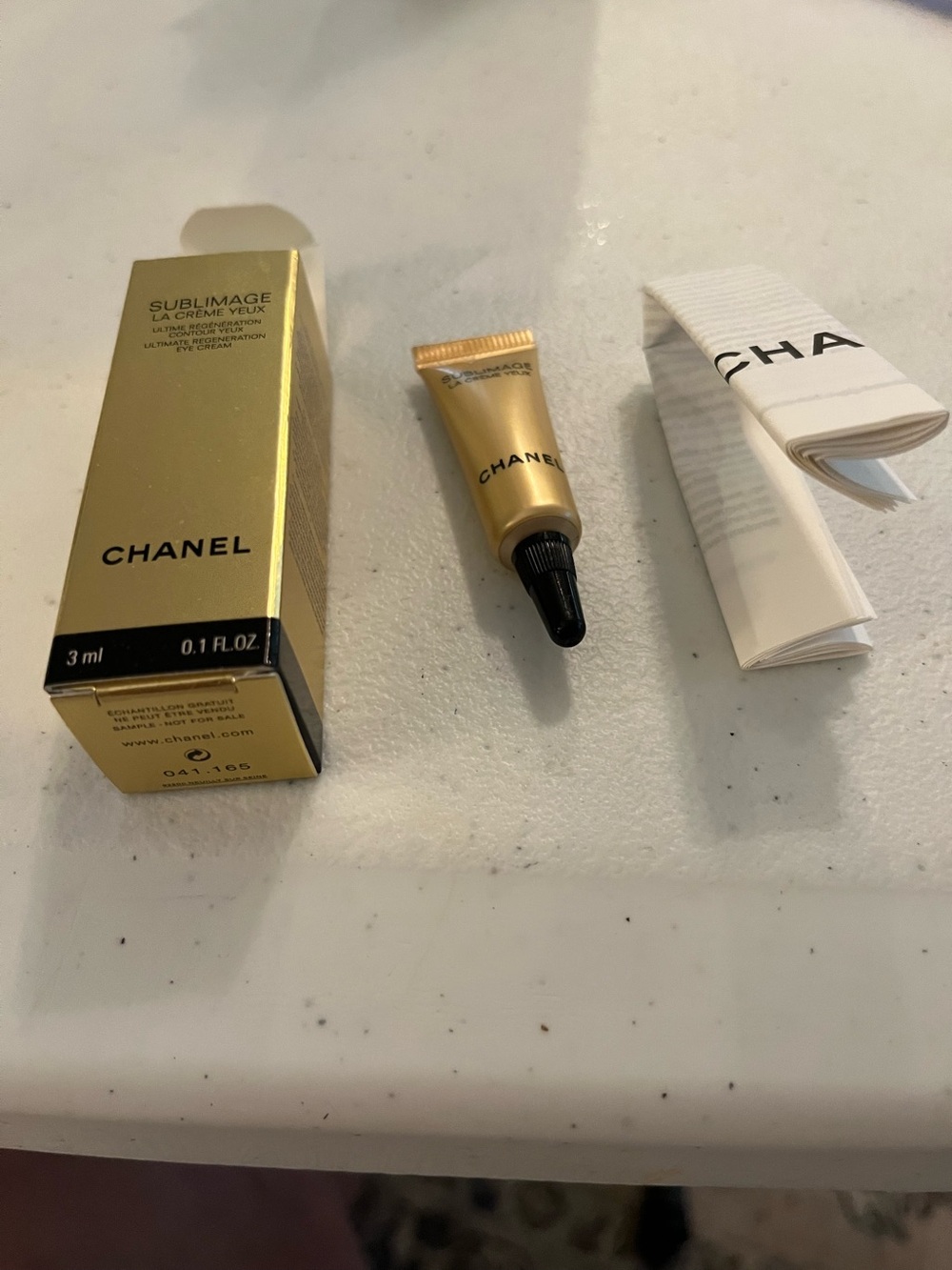 CHANEL Sublimage Eye Primer Tube in Gold